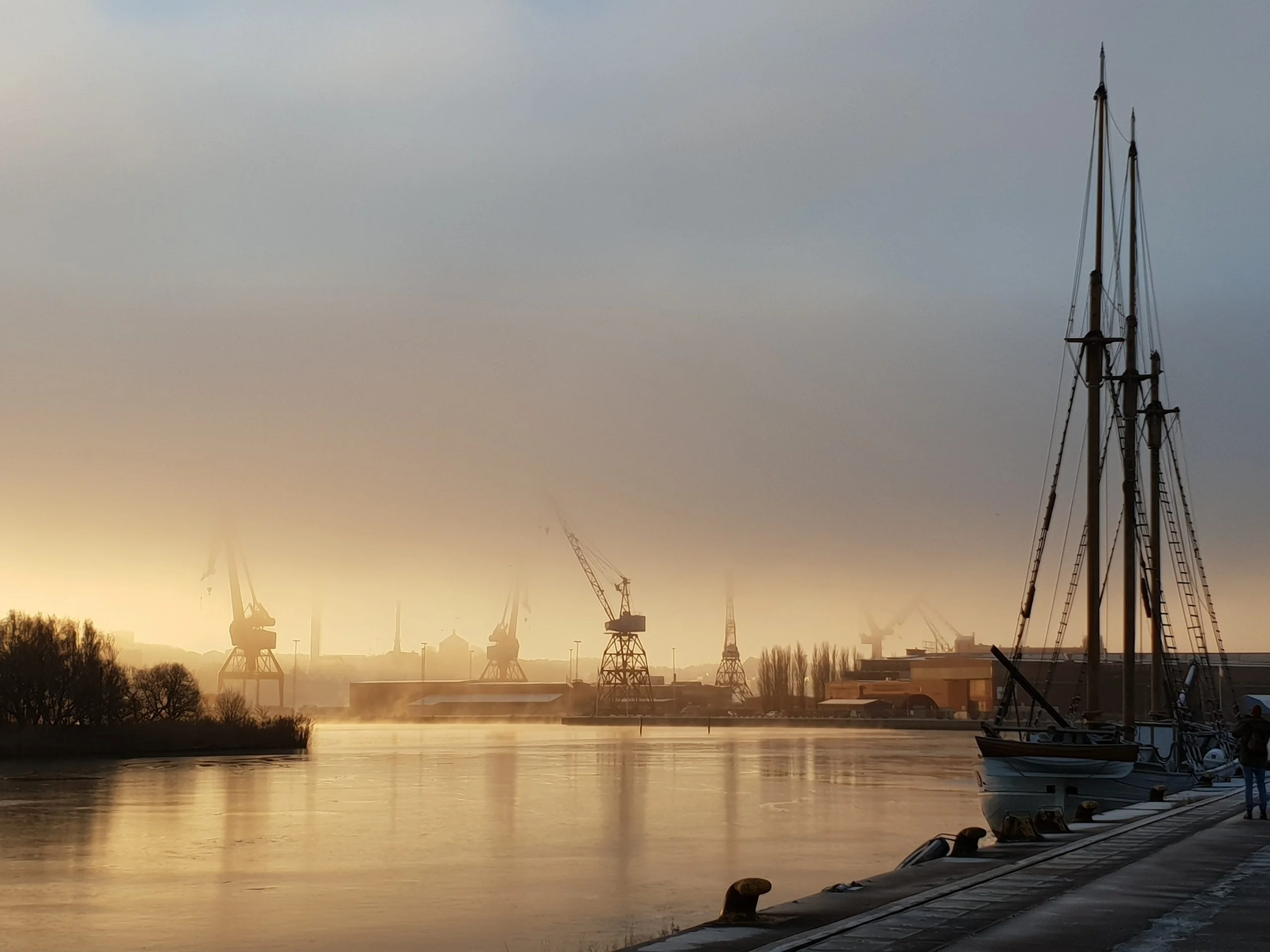 The port of Gothenburg at dawn